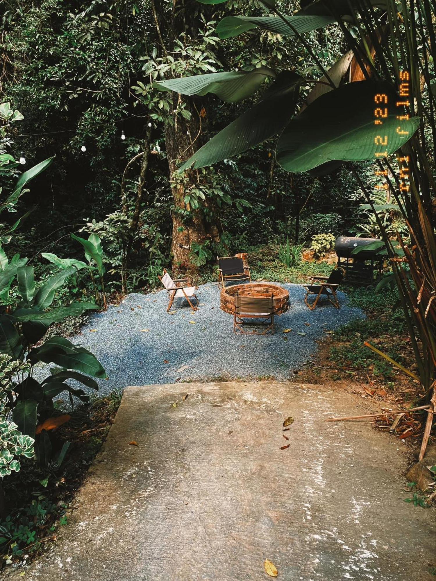 Bee Forest Ban Pok Nai Exterior photo